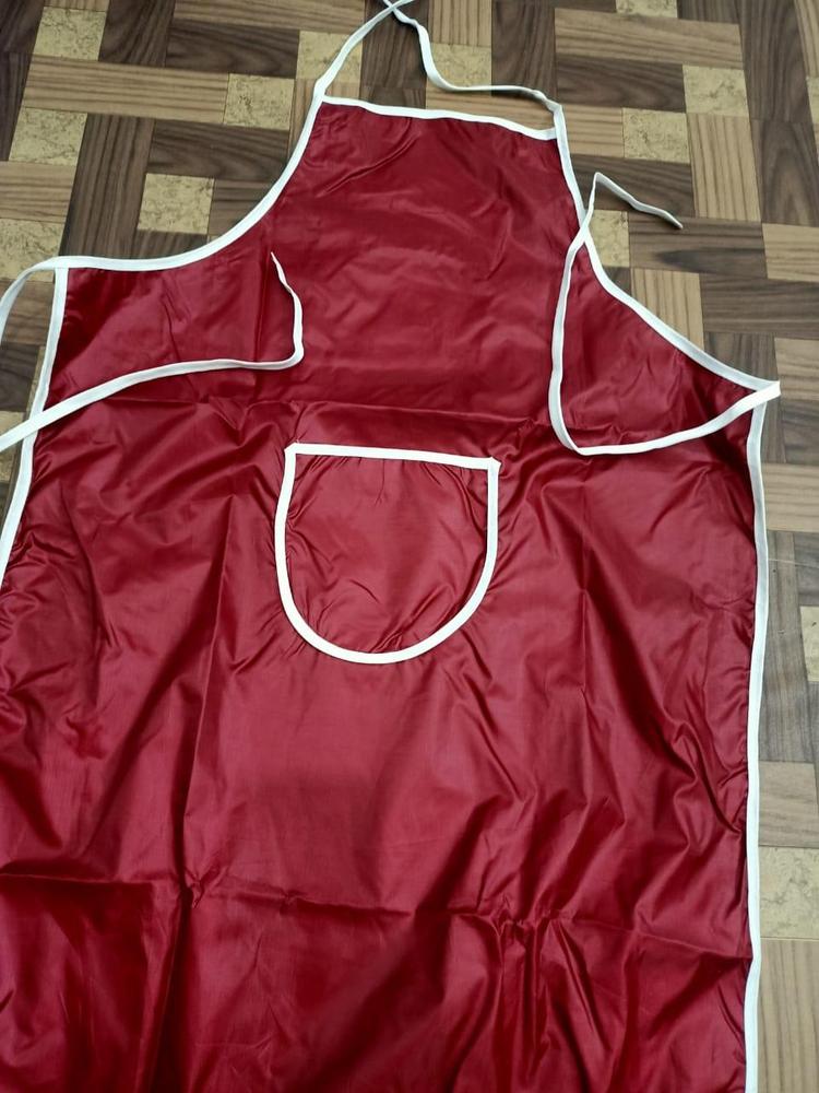 Pack of 6 Red Parachute Aprons for Kitchen Use