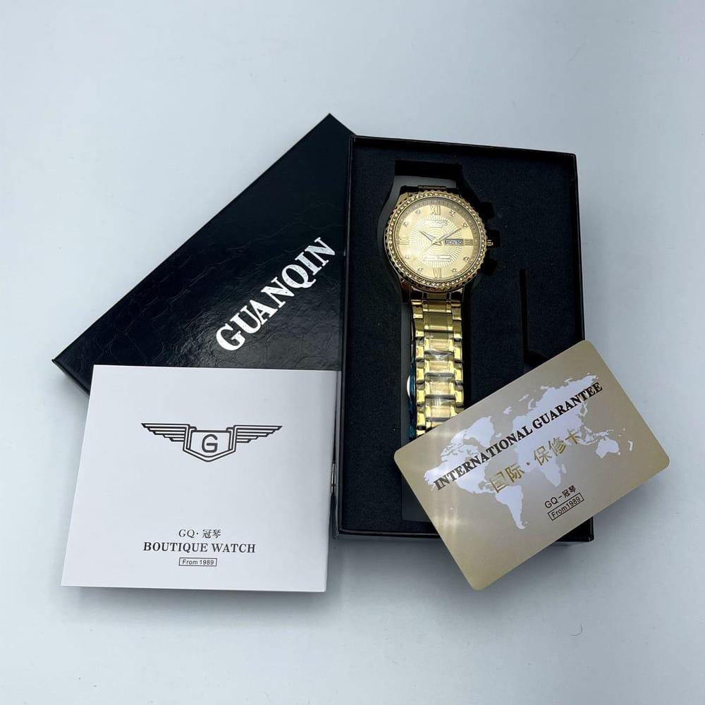 Gold Stainless Steel Watch for Men Daily Office &amp; Formal Wear