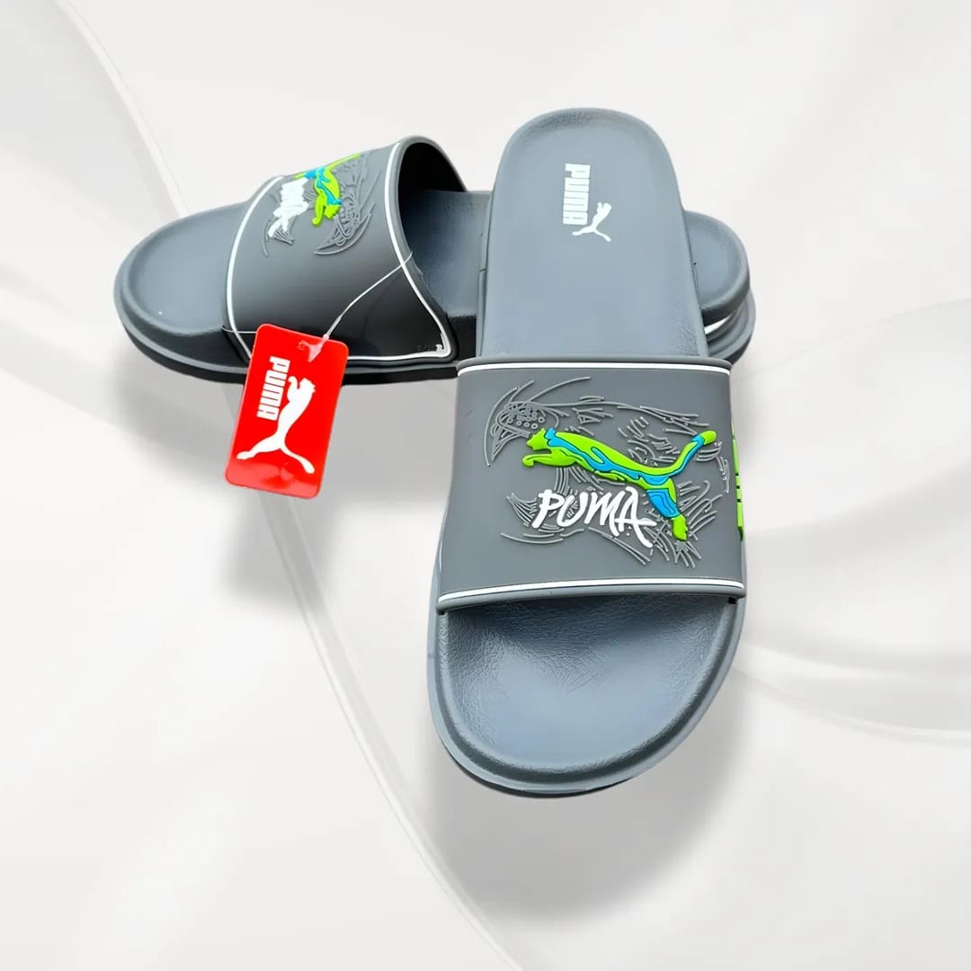 Black Slide Slippers for Hot Pakistani Summer Comfort