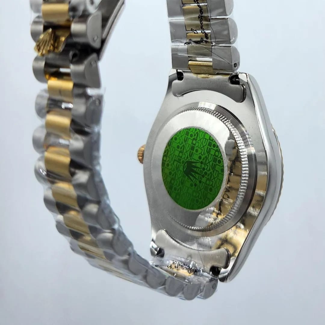 : Men's Rolex Submarmer Gold Stainless Steel Watch